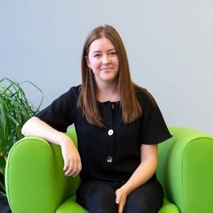 Meet your Posher, Stephanie